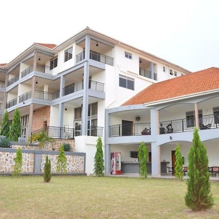 Eka Hoima Hotel Exterior foto